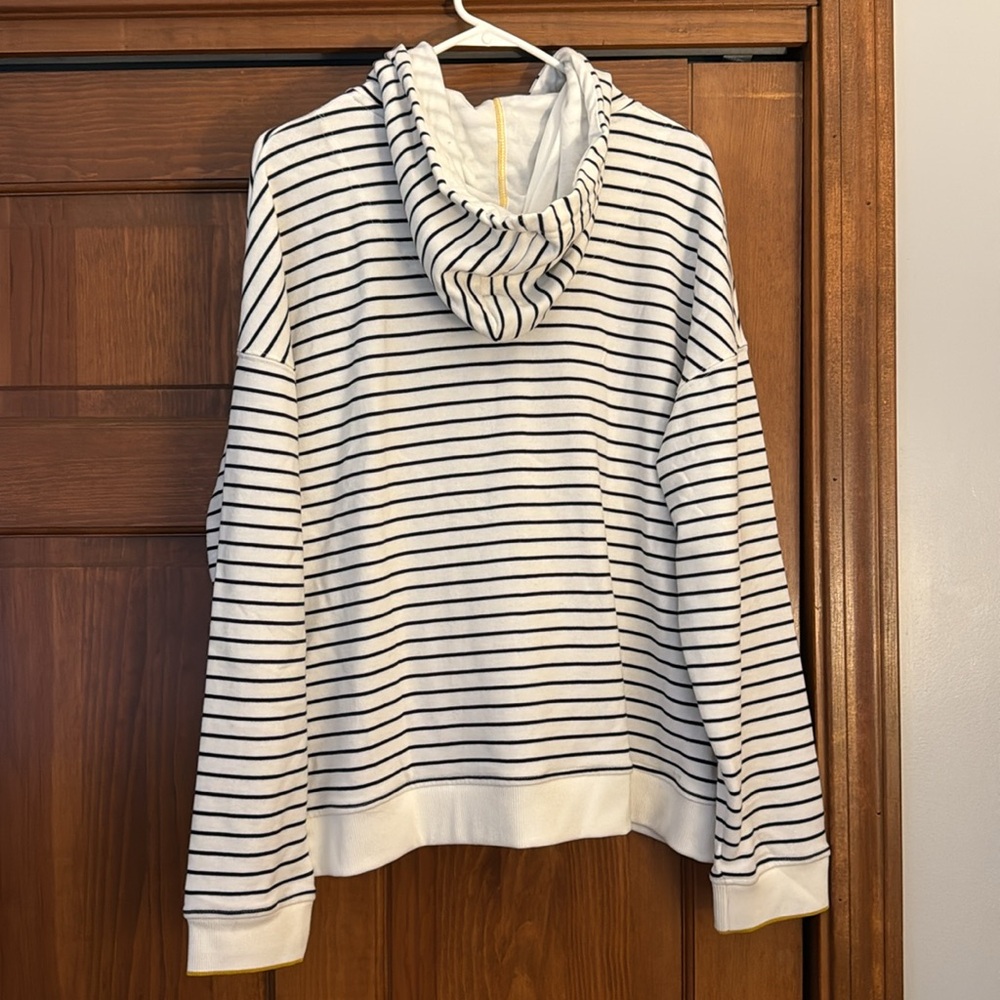 Striped White and Black Zip-Up Hoodie - Picture 5 of 6